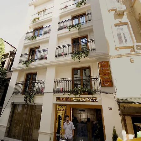 Hotell Tamara 3*